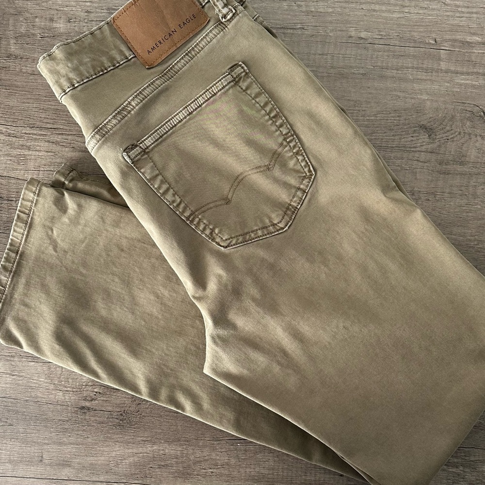 American eagle slim straight 33x32